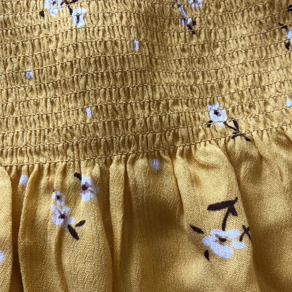 Pacsun Ruffle Top - Picture 2 of 2